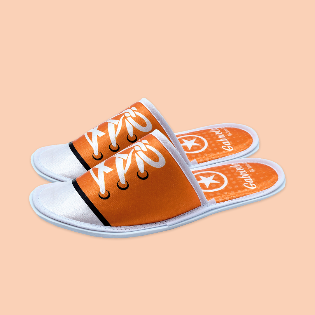 Pantuflas tipo tenis naranja