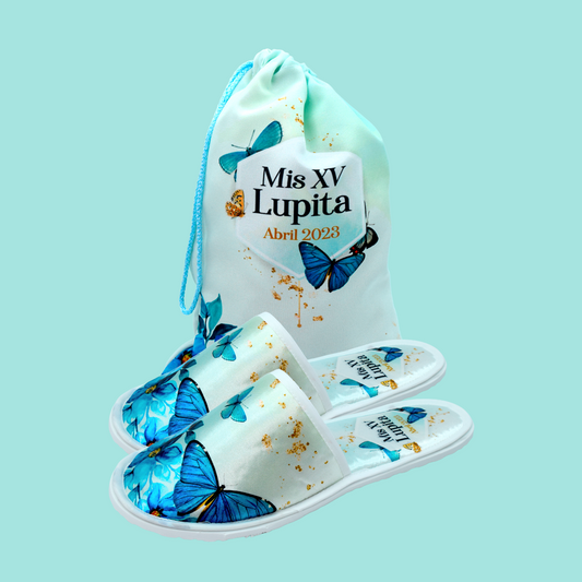 Pantuflas con morral mariposas azules